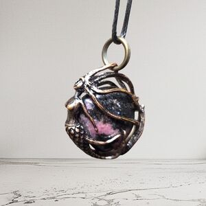 Rhodolite Pendant in Mermaid Setting